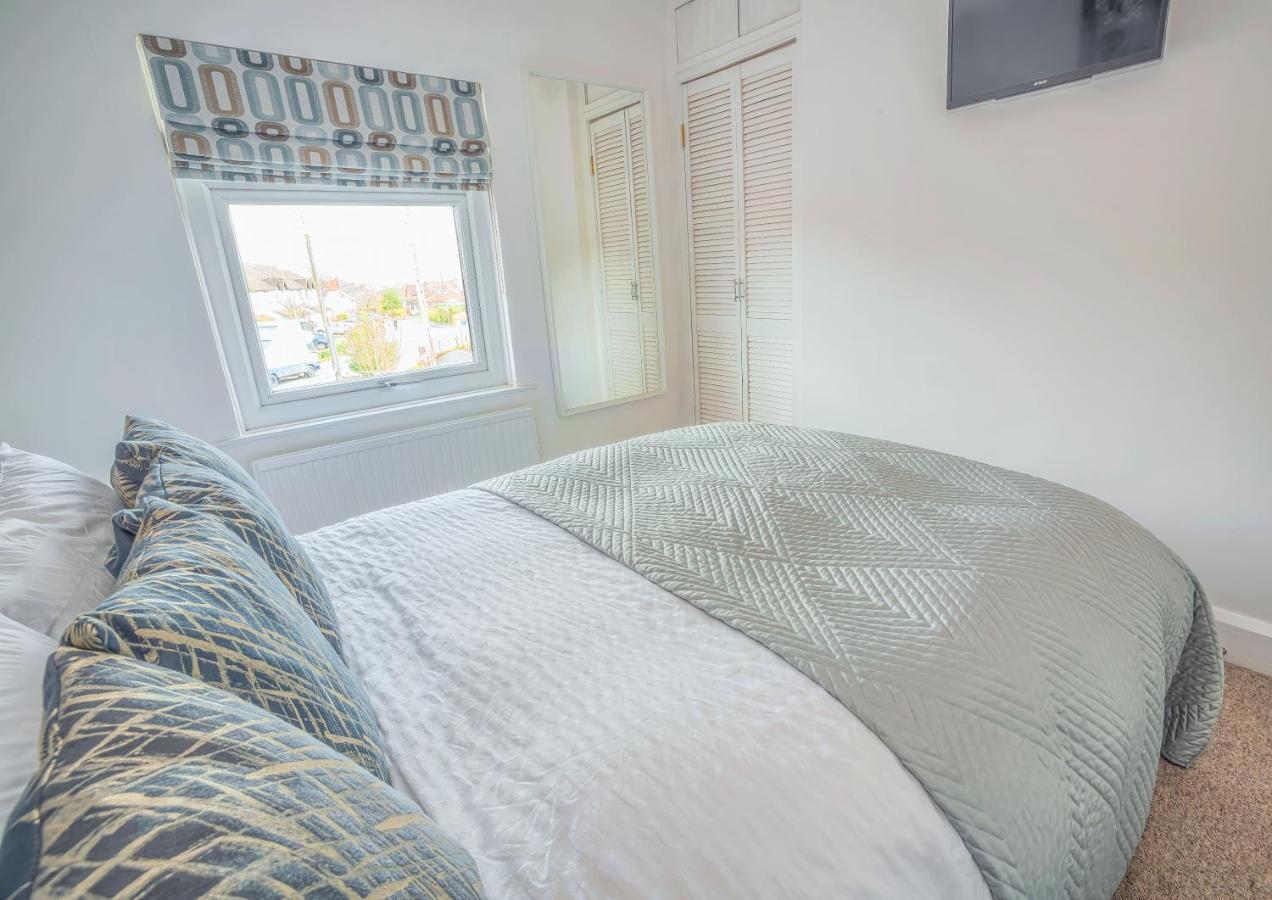 Modern 3-Bed House On Tarporley High Street Villa Dış mekan fotoğraf